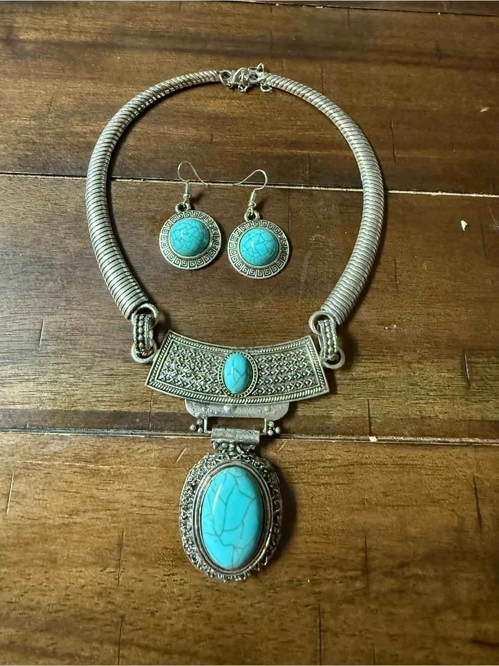 Fashion Turquoise Statement Pendant Necklace and Earrings Set - Blue